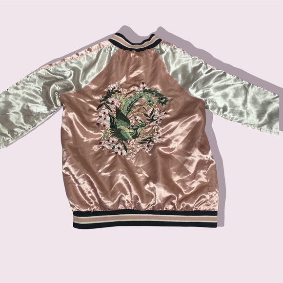 BABY PINK OVERSIZED SILK BOMBER JACKET - Picture 6 of 9